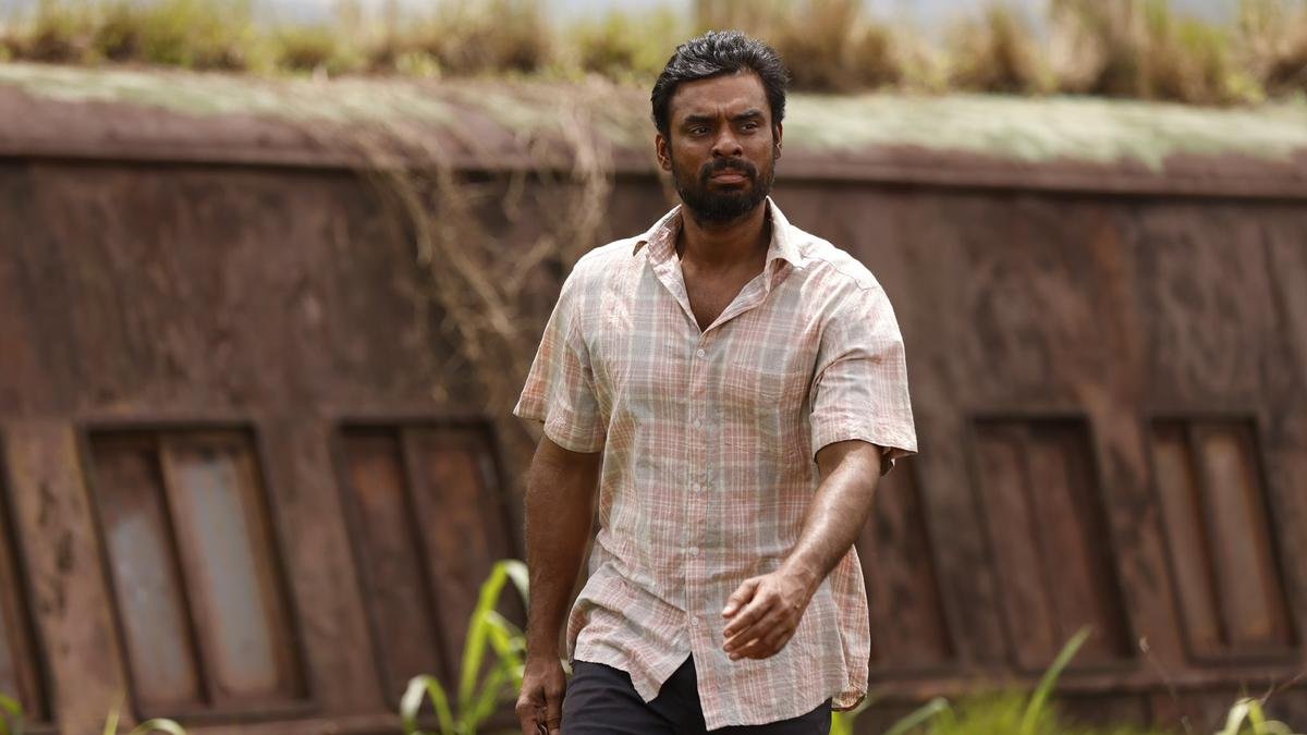 Adrishya-Jalakangal.jfif_.jpeg
